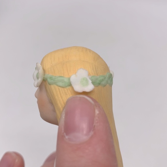 Vintage Laszlo Ispanky Figurine SPRING Lady Girl Four Seasons Porcelain Fairy - Picture 8 of 9